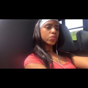 Meet your Posher, Abbigail